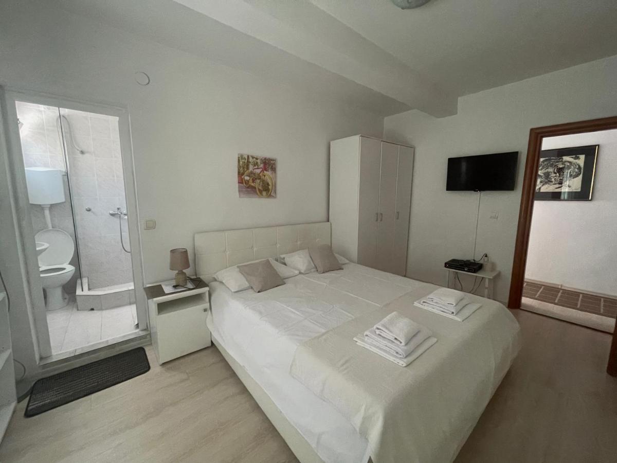 Jasna Pensionat Budva